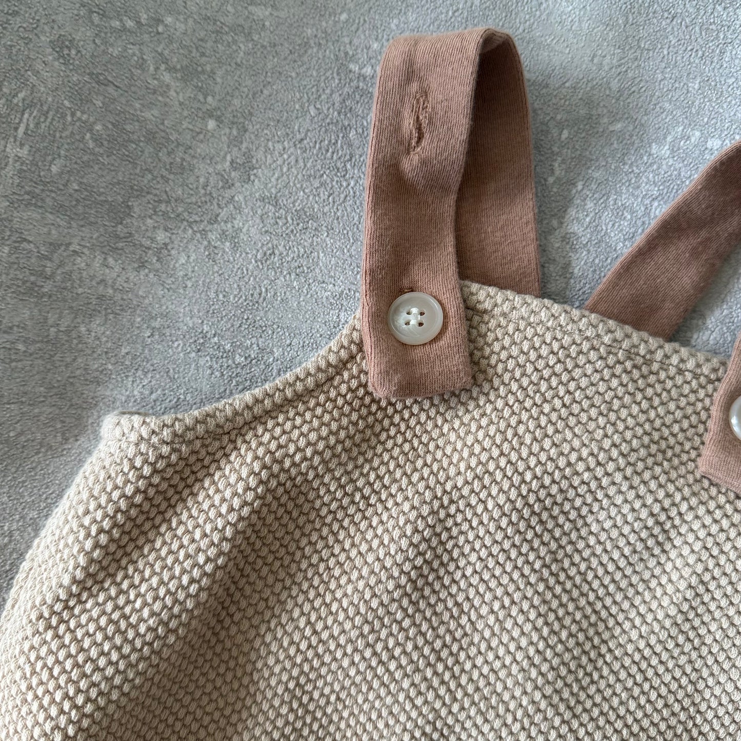 Tweekleurig rompertje