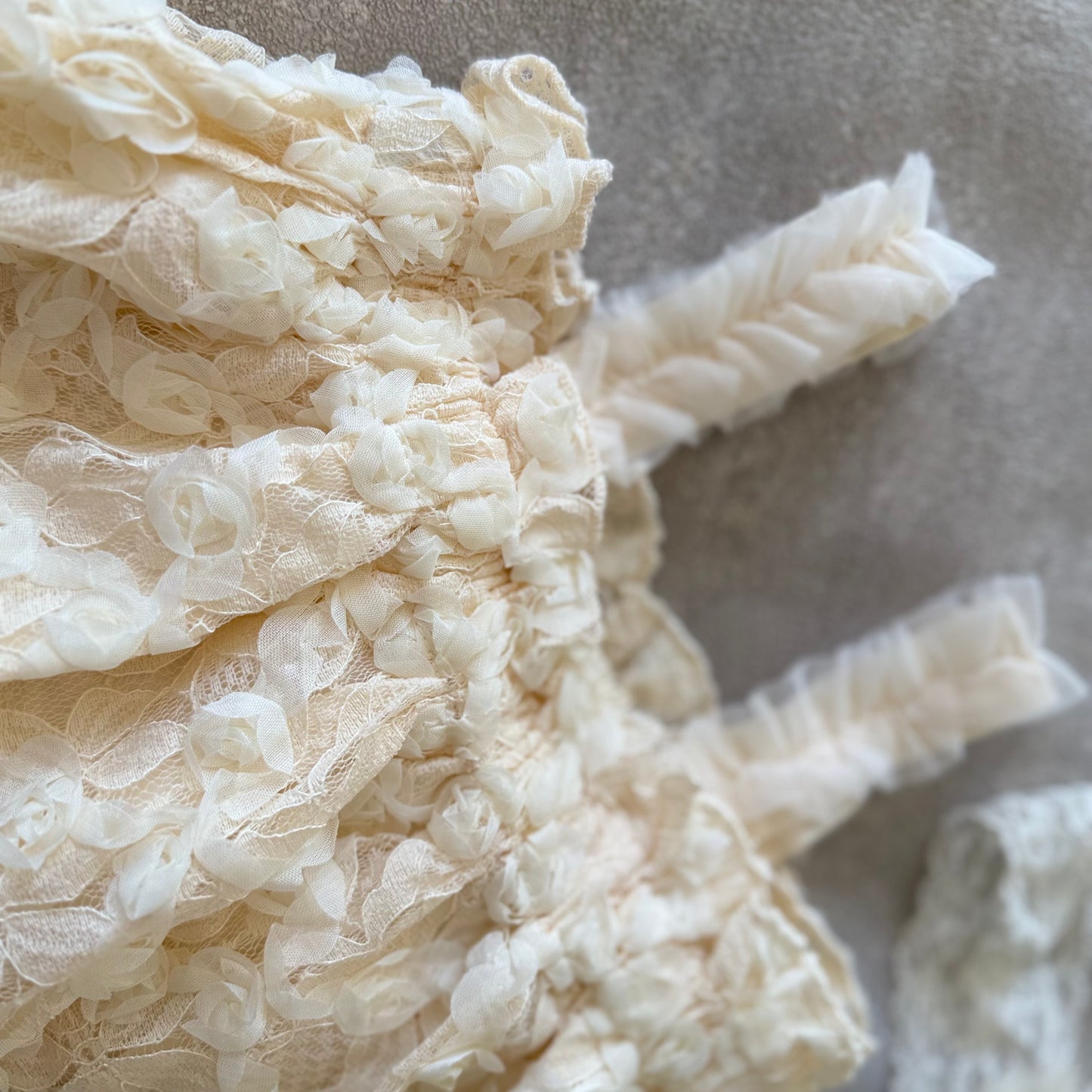 Kanten jurk met bloemen