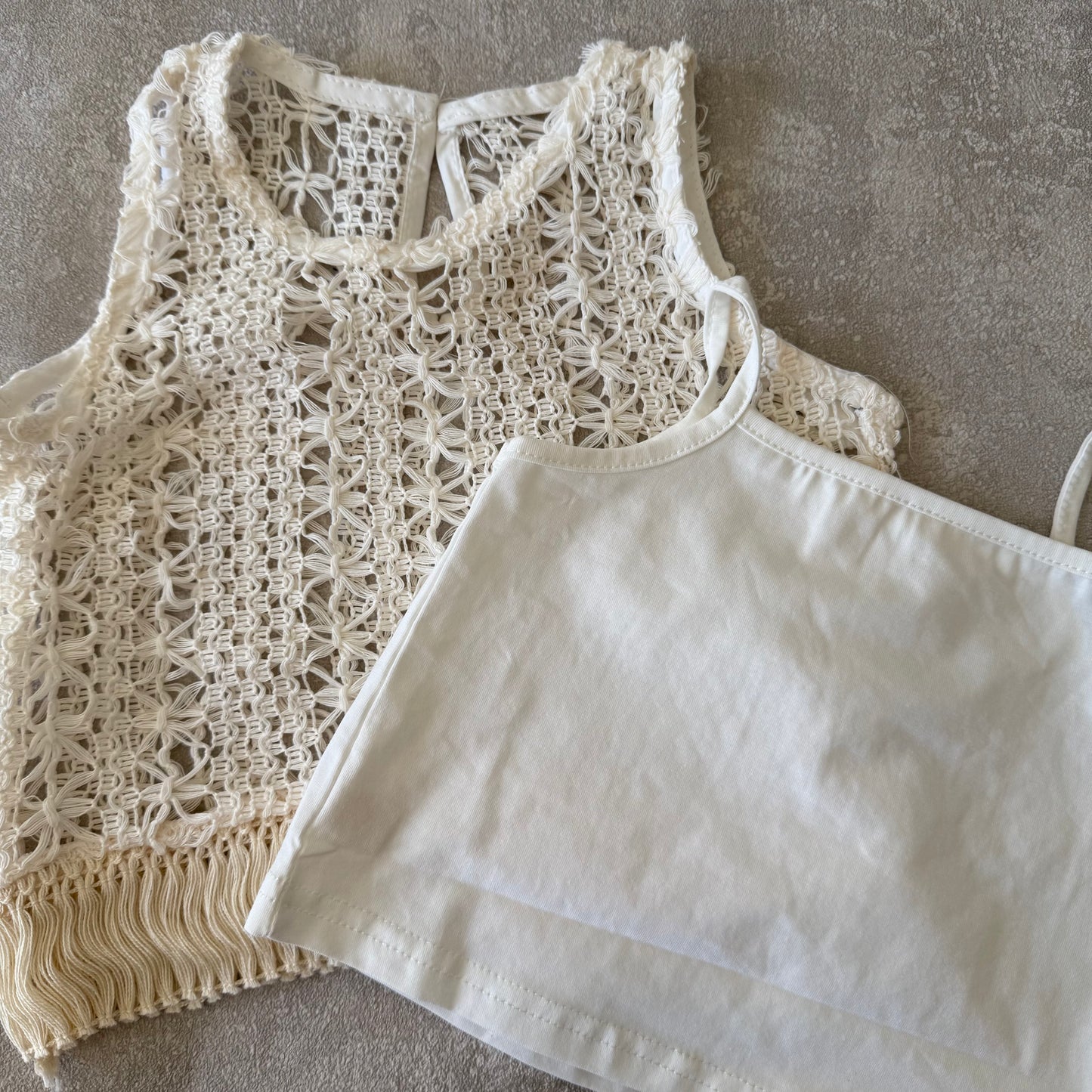 Vest met spijkerbroek