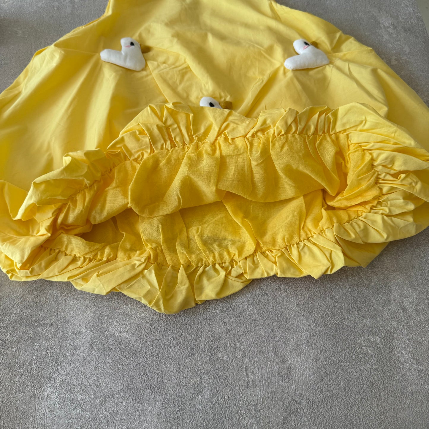 Geel jurkje met meeuwen