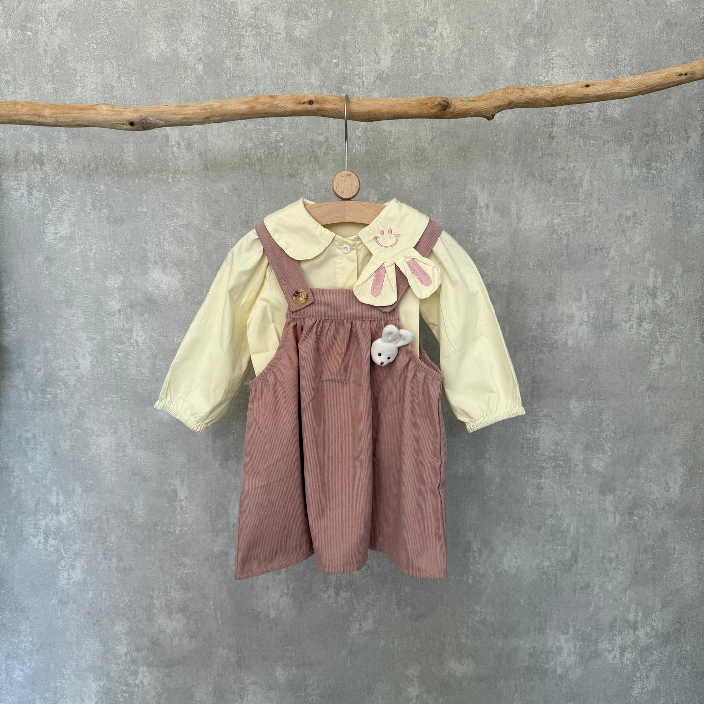 Roze jurk met konijntje