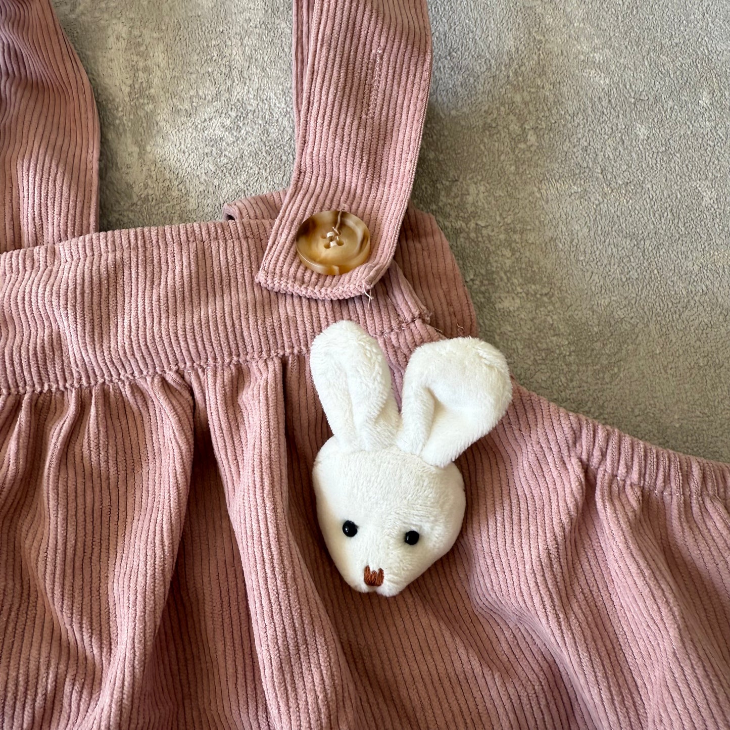 Roze jurk met konijntje