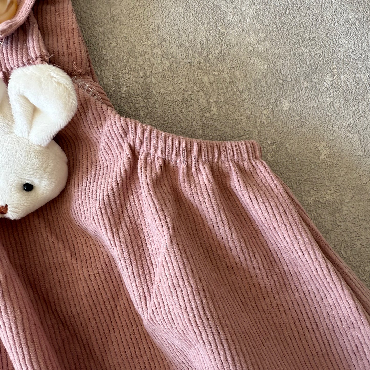 Roze jurk met konijntje